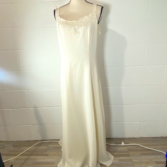 Aspeed Off White Cream Long Wedding Prom Formal Dress w Beaded Appliqué - Picture 1 of 13